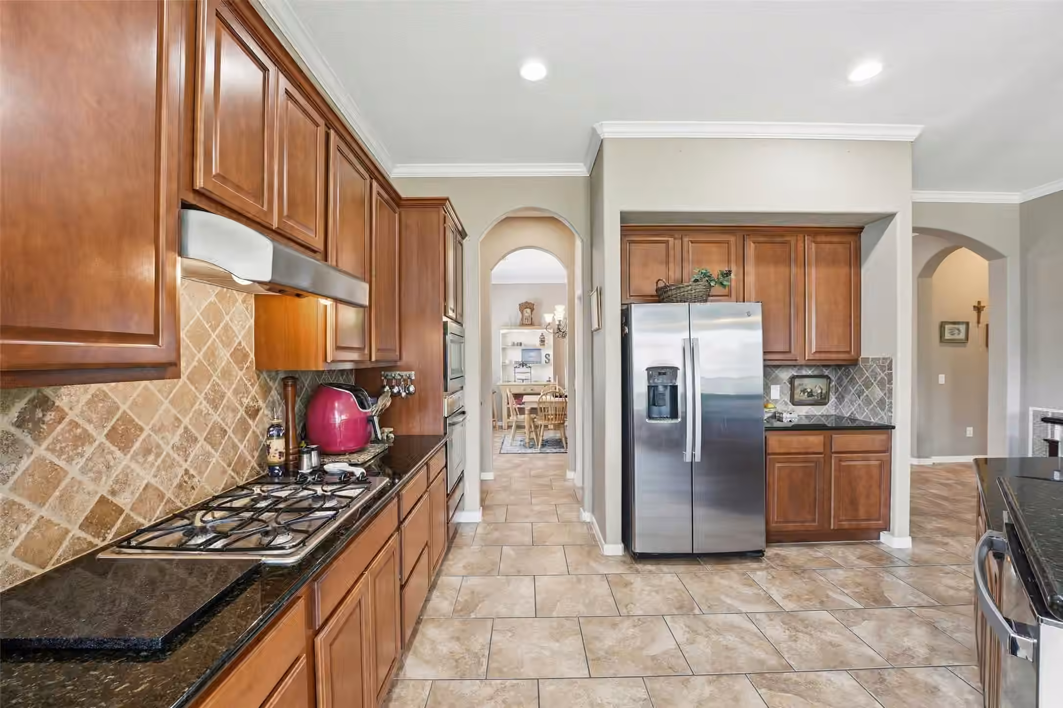 Photo 6 of 10222 Broken Trace Court, Humble, TX