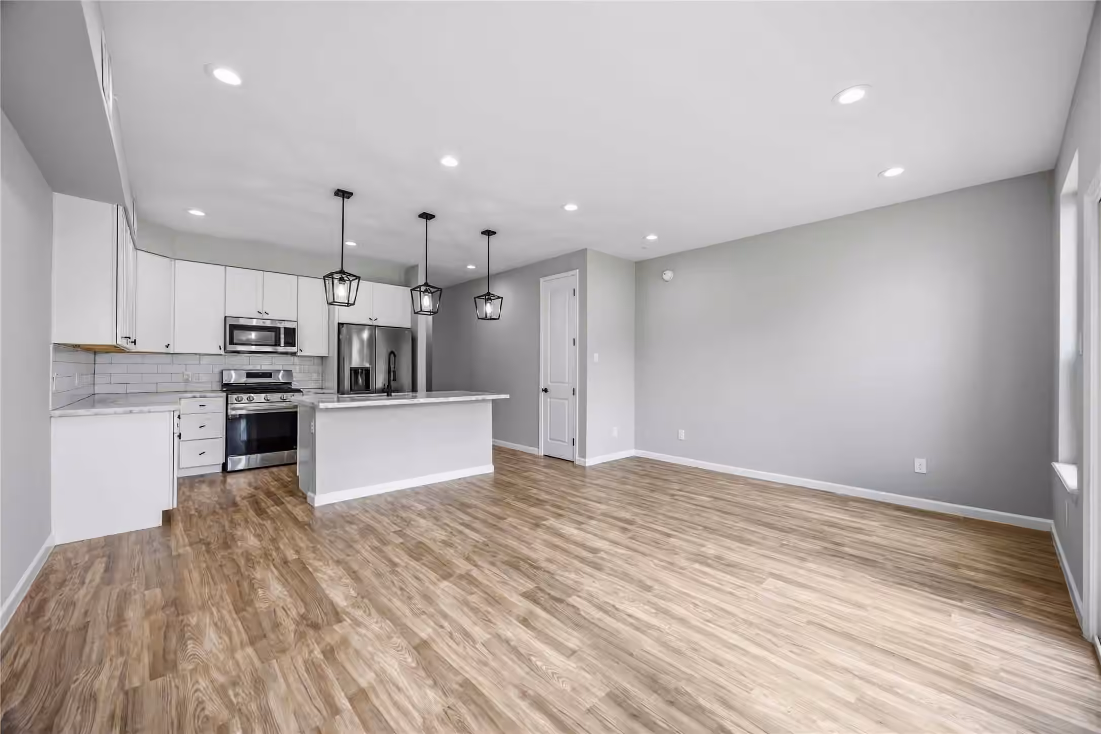 Photo 3 of 6524 Tuskegee Street, Houston, TX