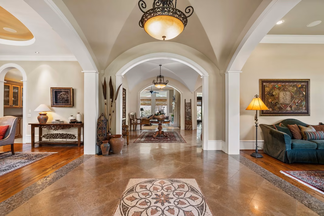 Photo 5 of 5615 Pine Forest Road, Houston, TX