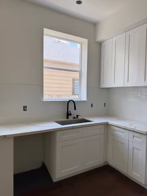 Photo 5 of 4605 Clover Street, Houston, TX
