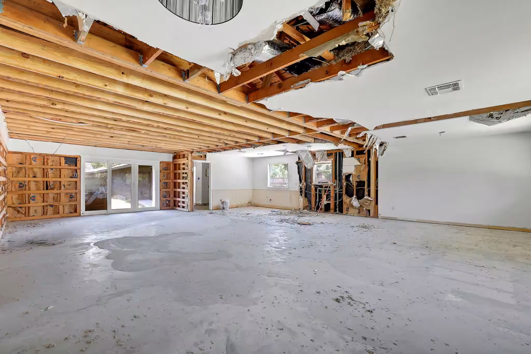 Photo 4 of 7915 S Braeswood Boulevard, Houston, TX