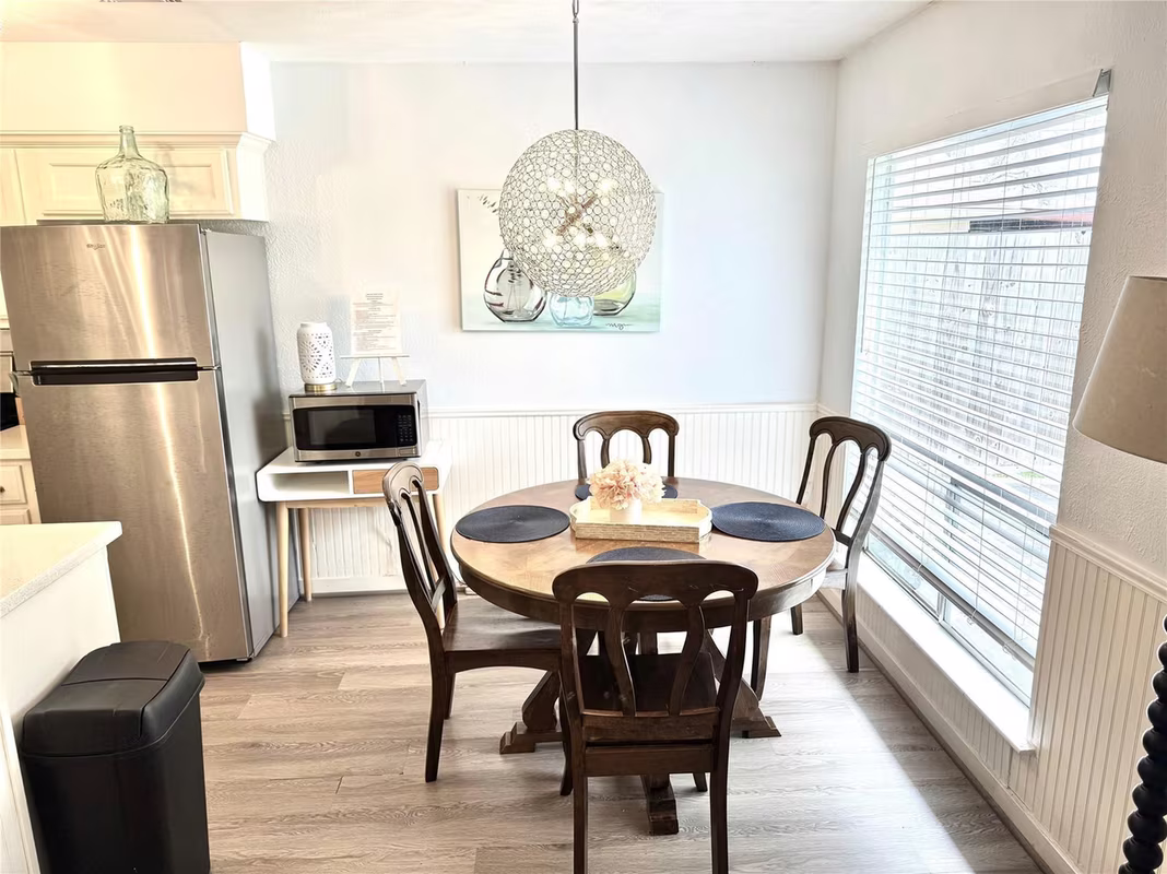 Photo 5 of 11311 Caribbean Lane, Houston, TX
