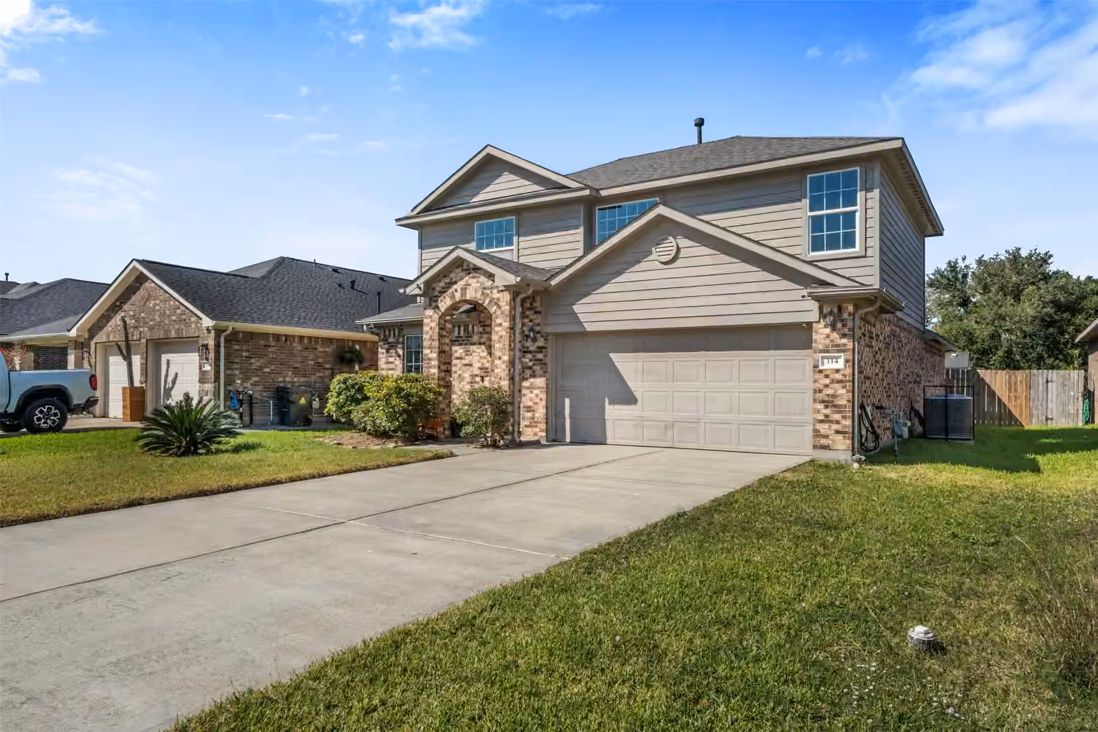 Photo of 314 Gulf Winds Drive, Bacliff, TX
