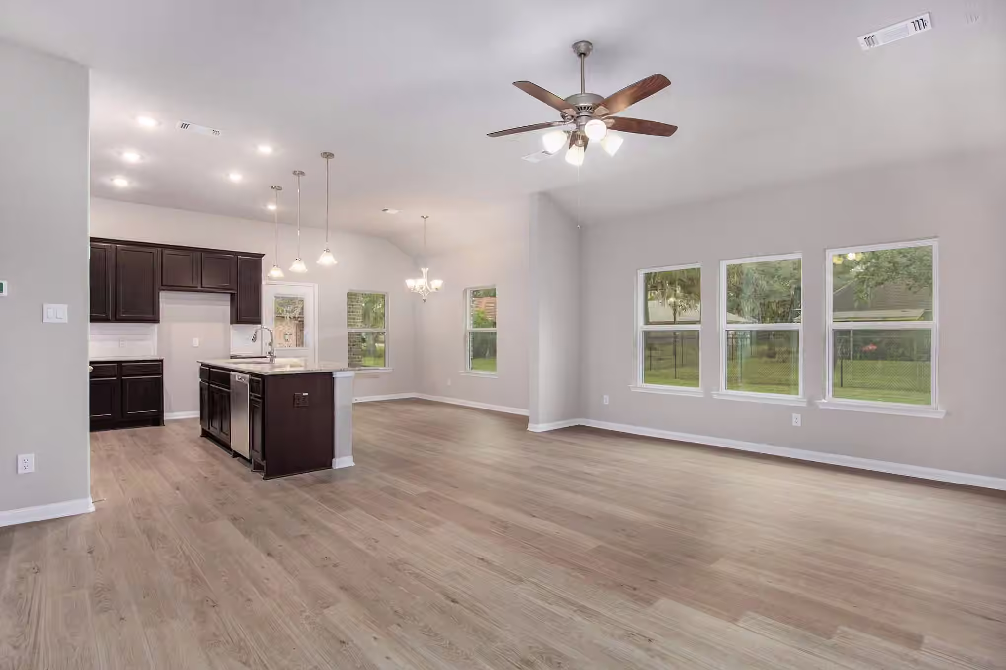 Photo 2 of 221 Inwood Drive, West Columbia, TX