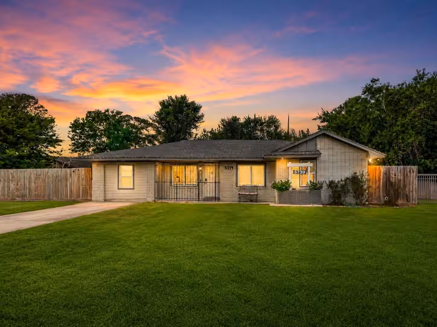 Photo of 5739 Waterford Drive, Houston, TX