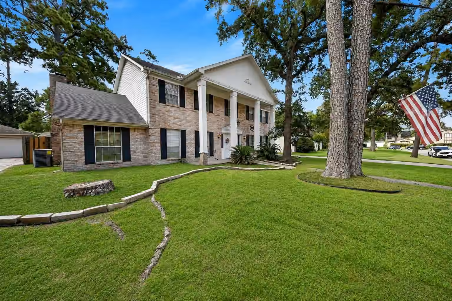 Photo 3 of 5407 Old Lodge Drive, Houston, TX