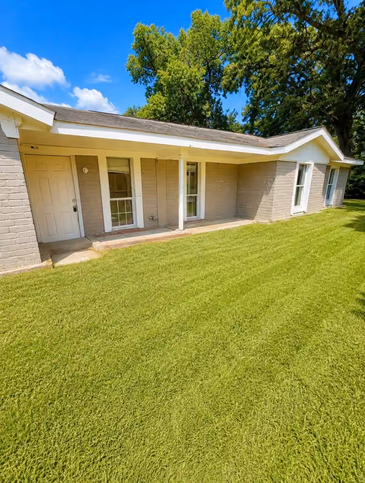 Photo 2 of 8127 Richland Drive, Houston, TX