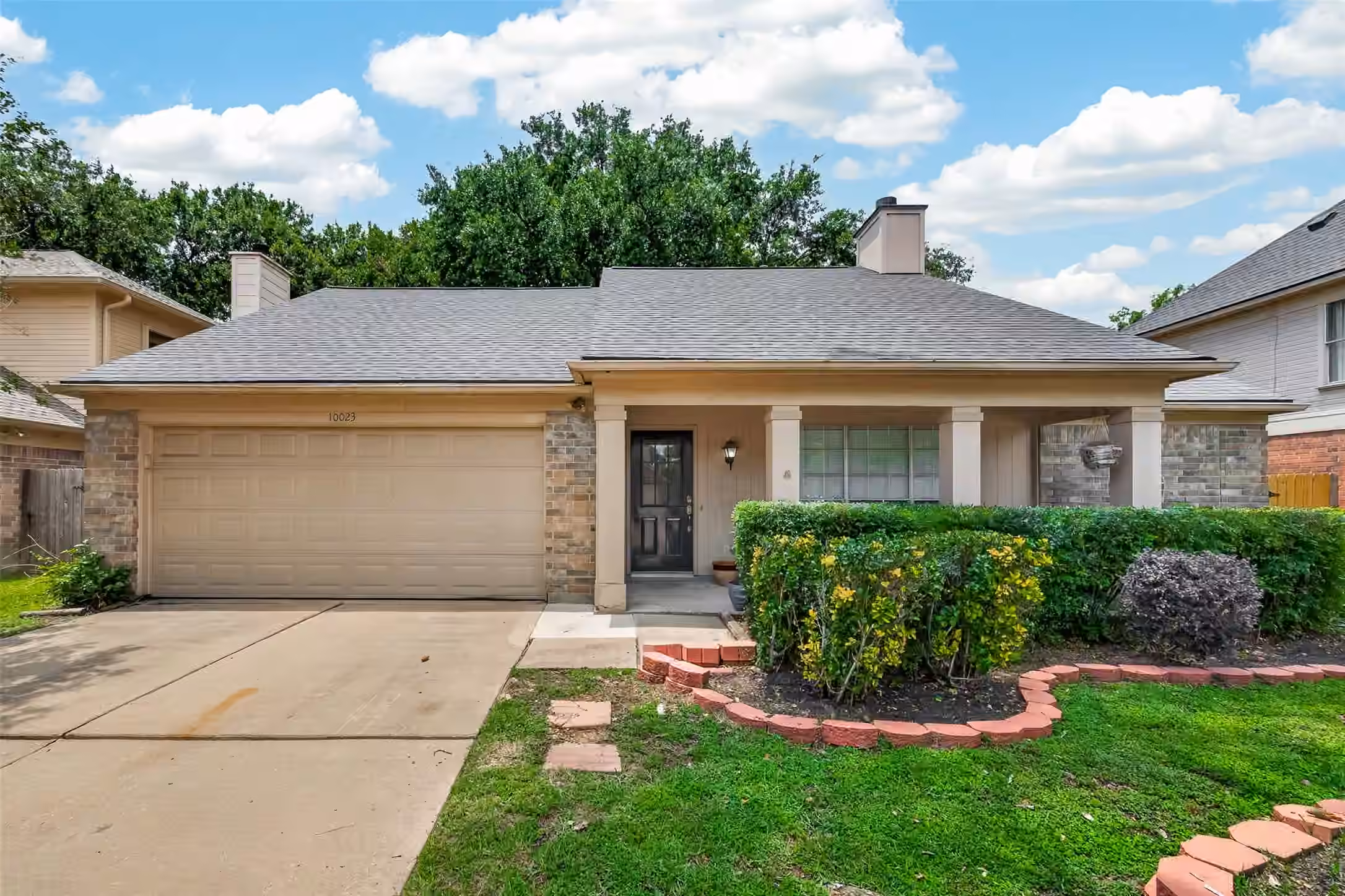 Photo of 10023 Cabin Creek Drive, Houston, TX