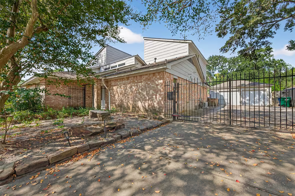 Photo 5 of 11719 Chuckson Drive, Houston, TX