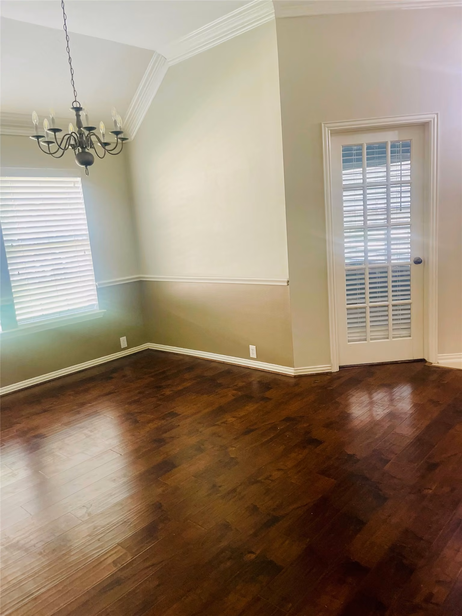 Photo 5 of 6704 Kevincrest Drive, Pearland, TX