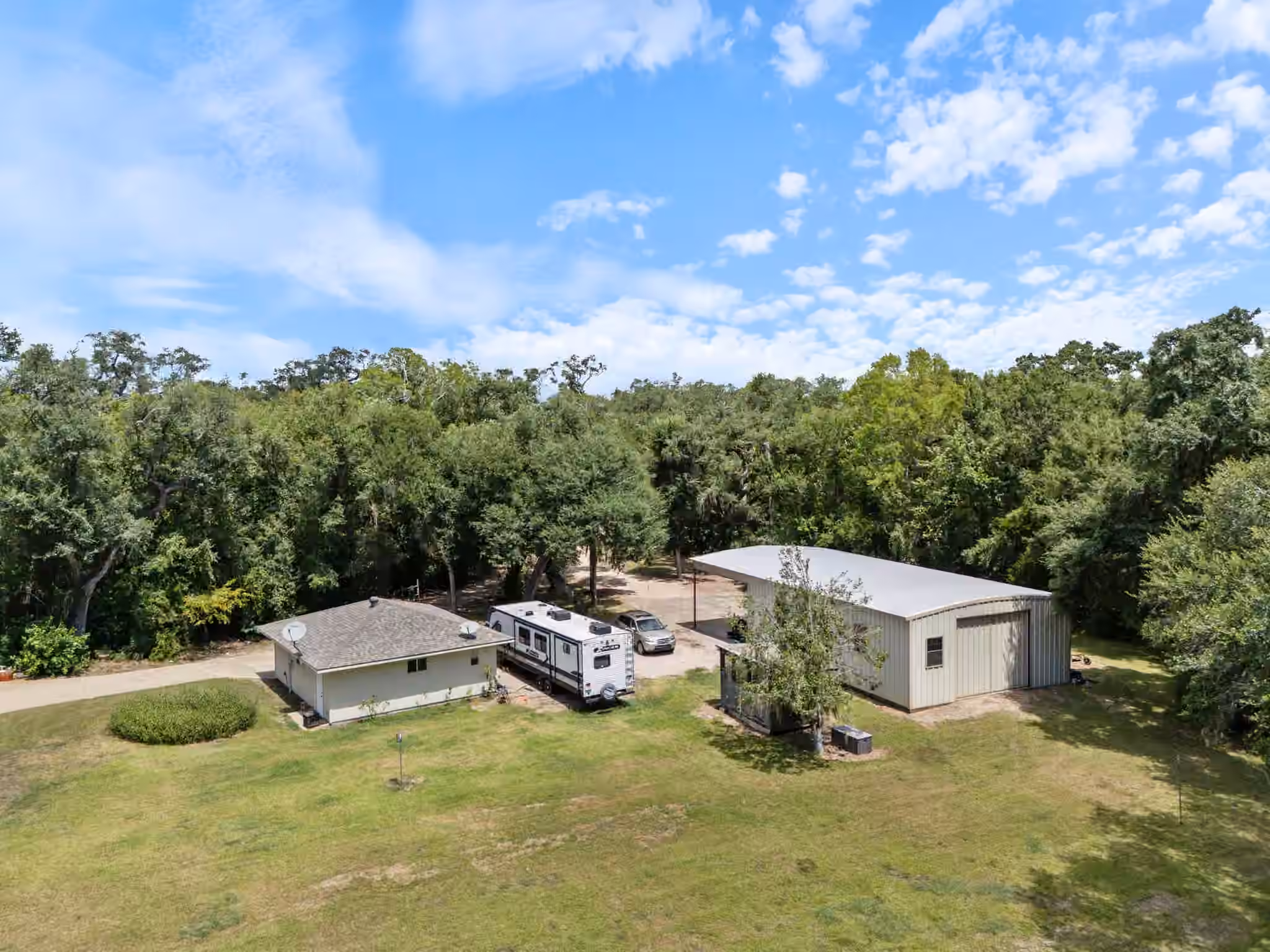 Photo 2 of 1751 Private Road 648 Street, Sargent, TX