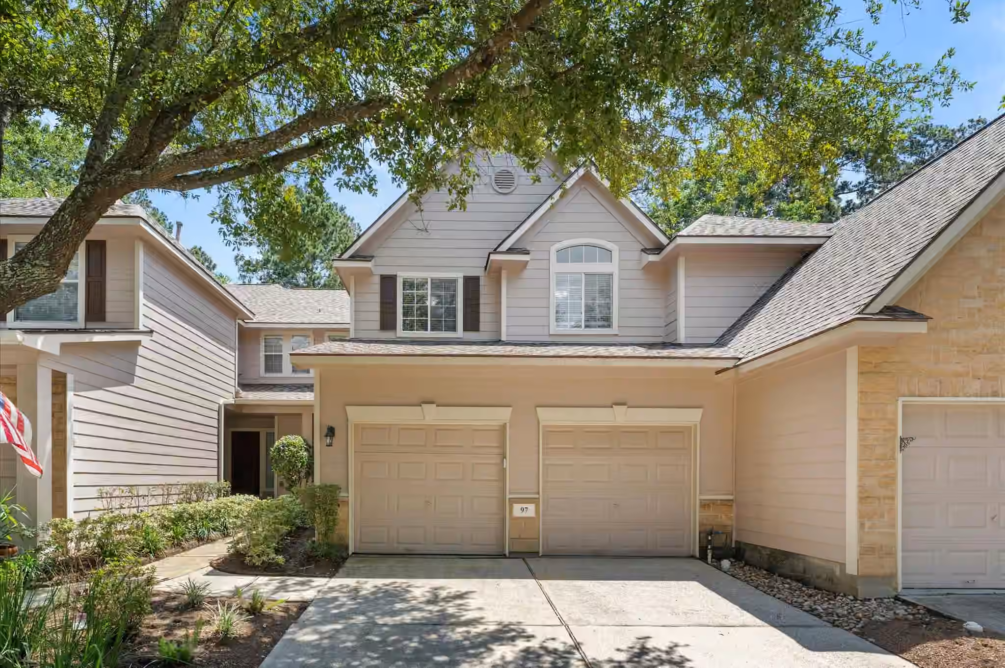 Photo of 97 E Greenhill Terrace Place Place, The Woodlands, TX 77382
