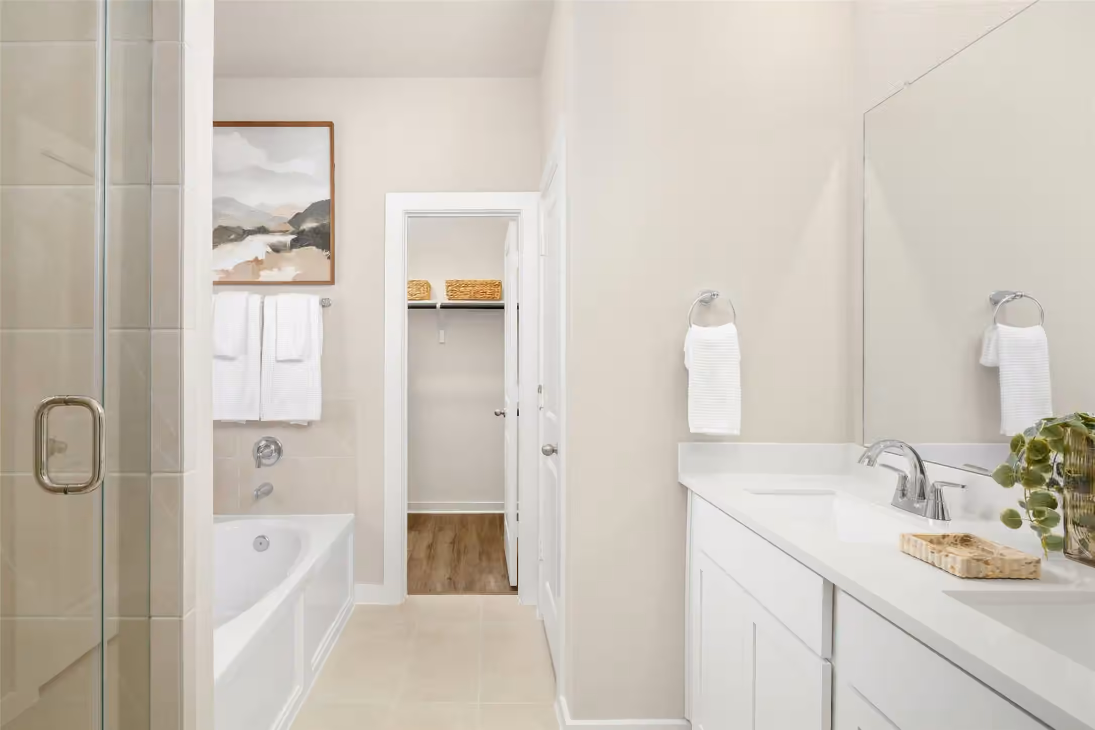 Photo 7 of 2518 N Heritage Drive, Dayton, TX
