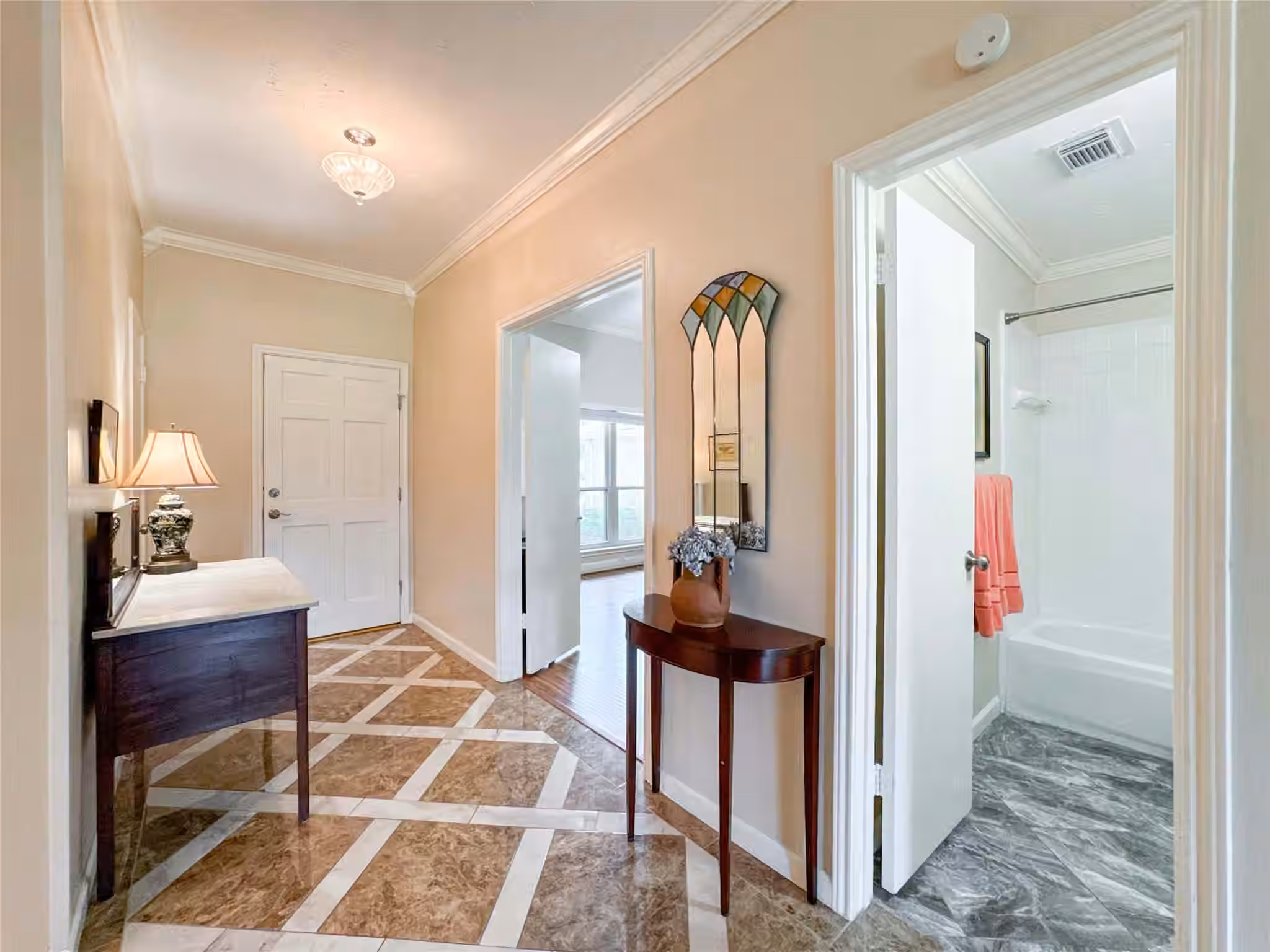 Photo 5 of 3530 Teakwood Lane, Pearland, TX
