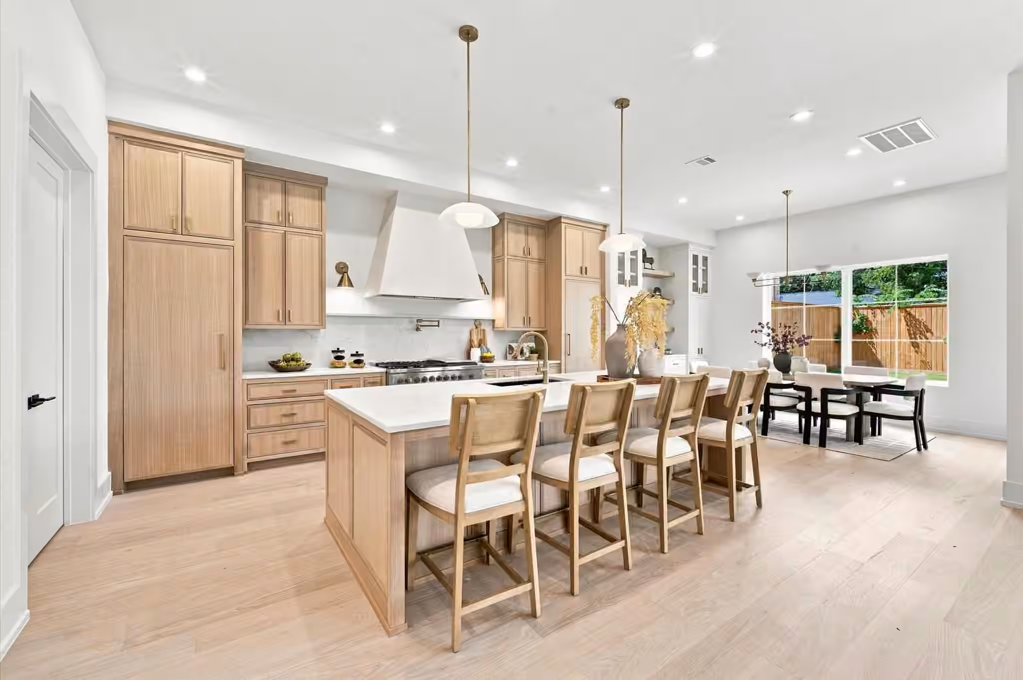 Photo 7 of 609 E 25th Street, Houston, TX
