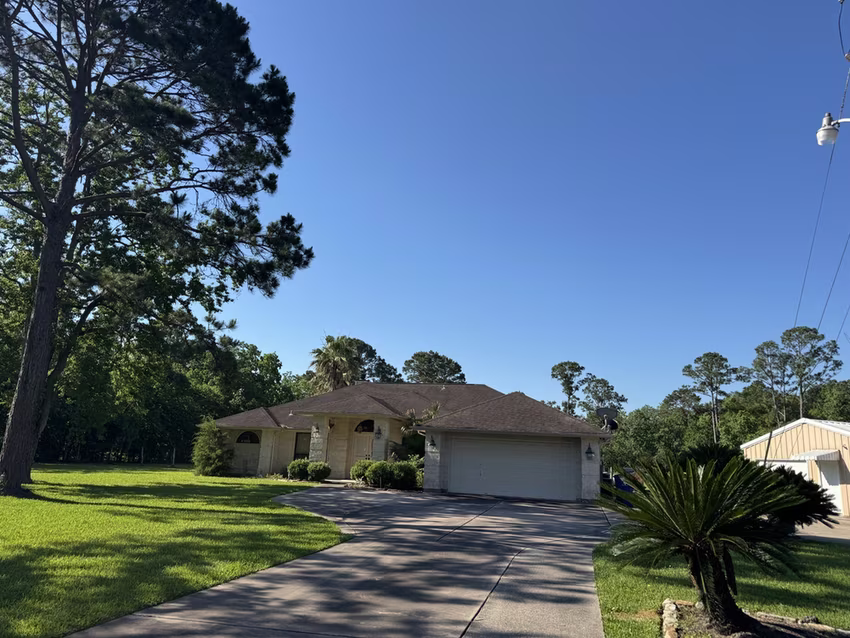Photo 2 of 14325 Santo Park Road, Texas City, TX