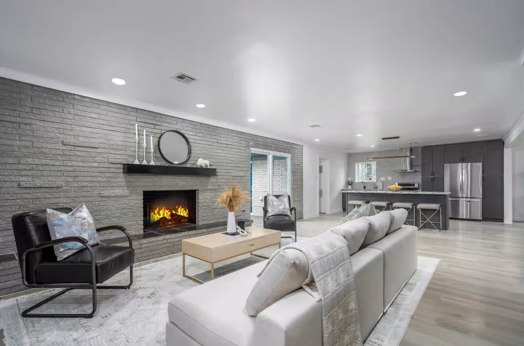 Photo 6 of 1703 Droxford Drive, Houston, TX