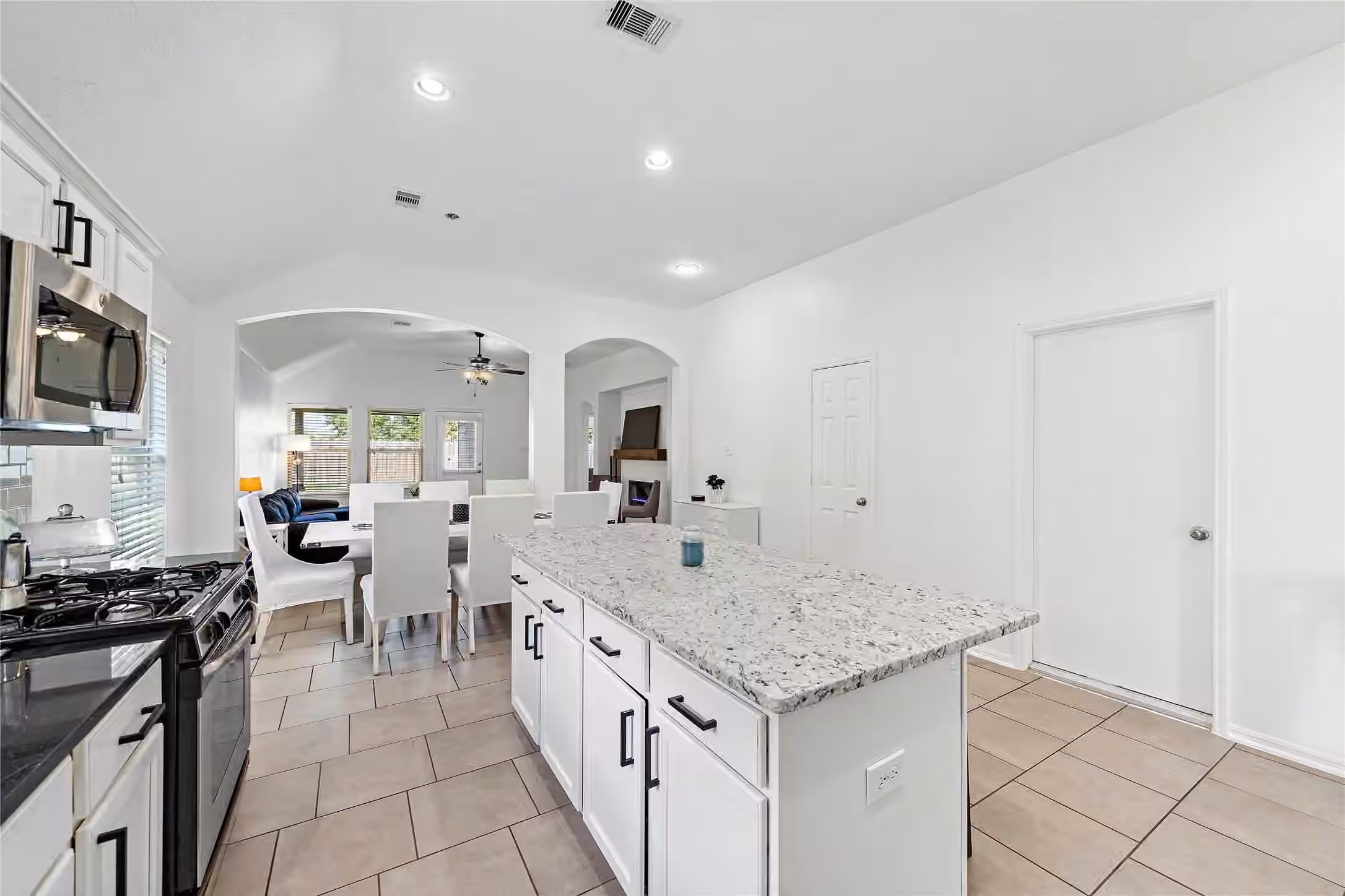 Photo 7 of 21411 Gable Meadows Lane, Spring, TX