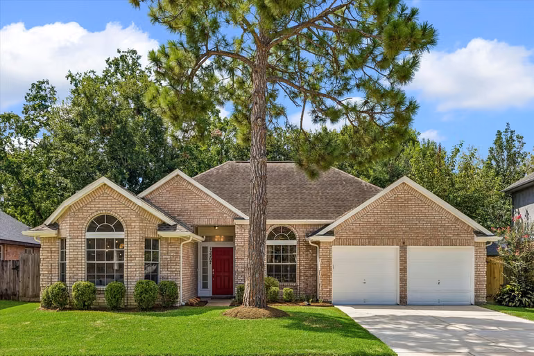Photo of 12207 Canterhurst Way, Houston, TX 77065