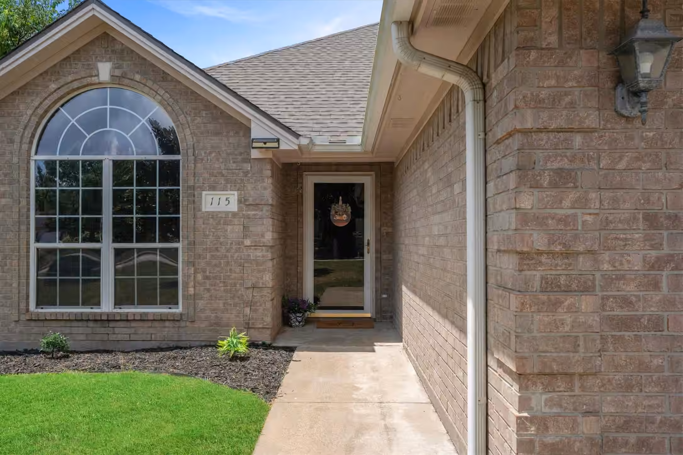 Photo 4 of 115 Lonesome Dove Drive, Navasota, TX