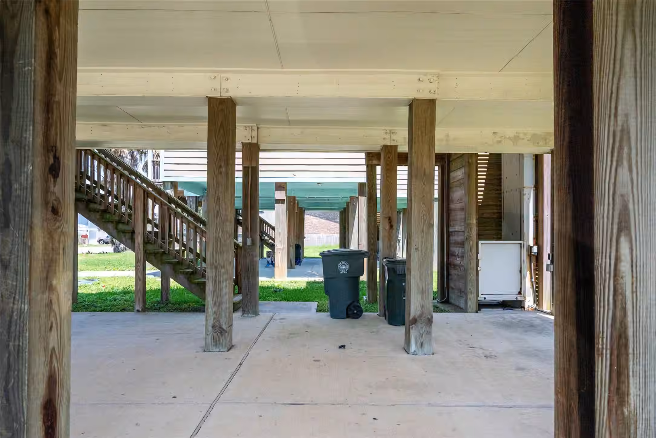 Photo 7 of 1714 69th Street, Galveston, TX