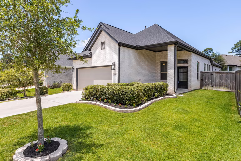 Photo 4 of 120 Lukewood Circle, Conroe, TX