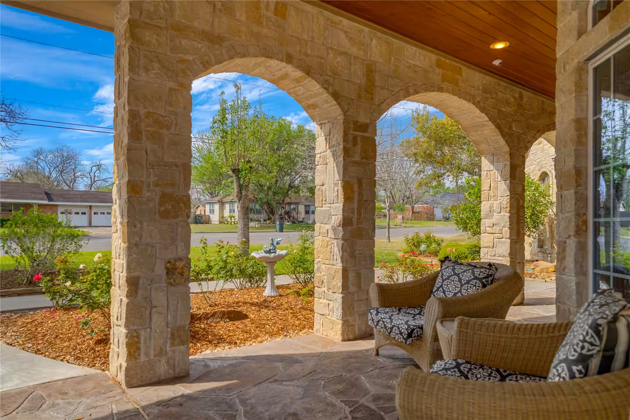 Photo 4 of 202 W North Street, Weimar, TX