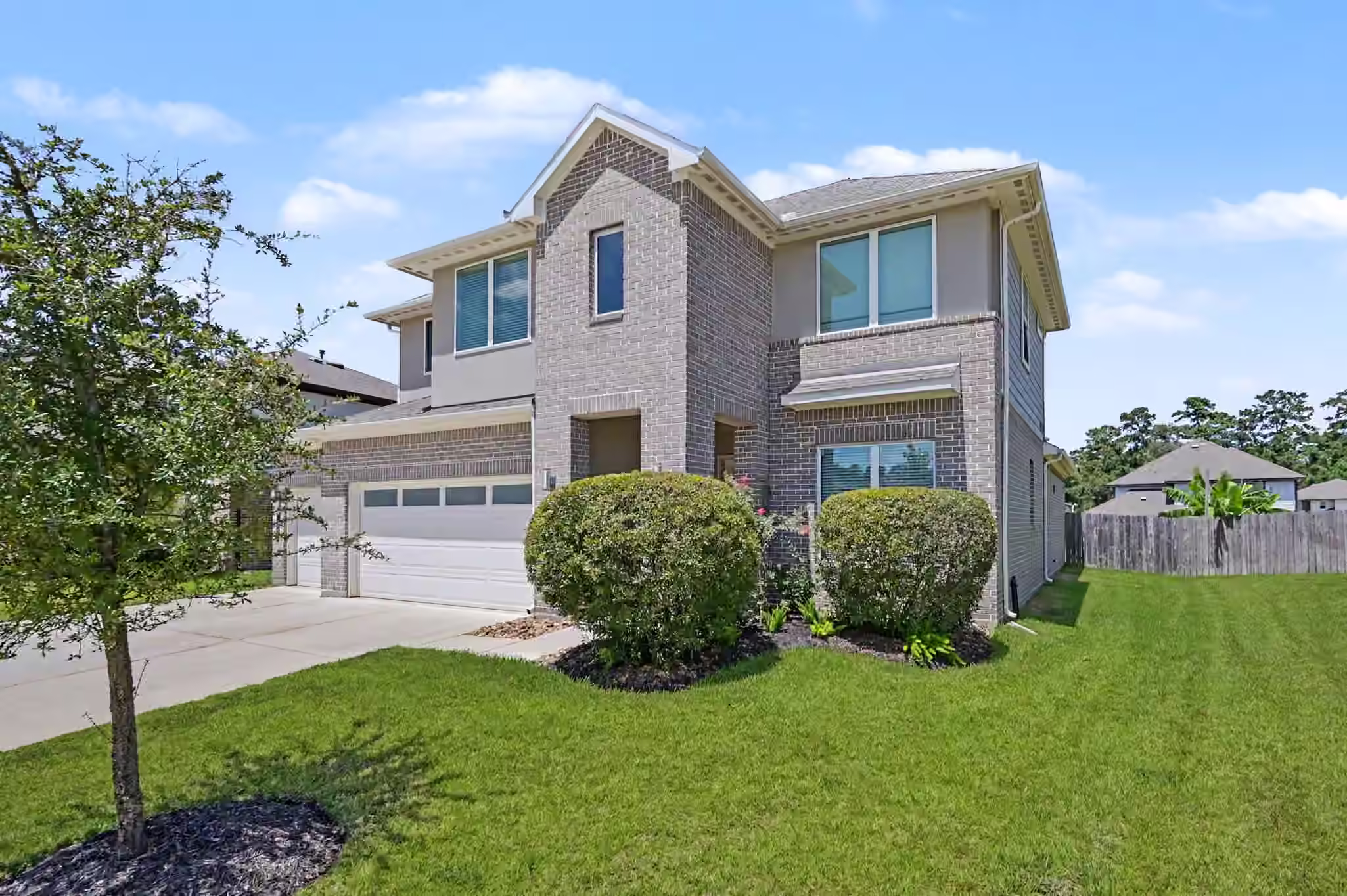 Photo 2 of 14106 Trail Creek Court, Conroe, TX