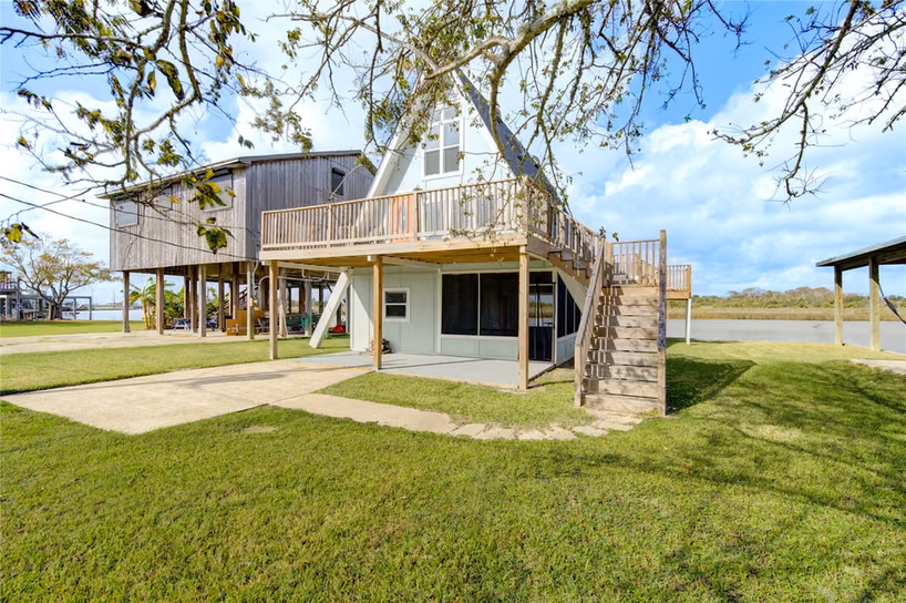 Photo 4 of 239 Redfish Drive, Freeport, TX