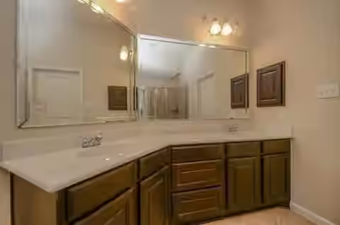 Photo 6 of 2610 Briar Rose Court, Pearland, TX