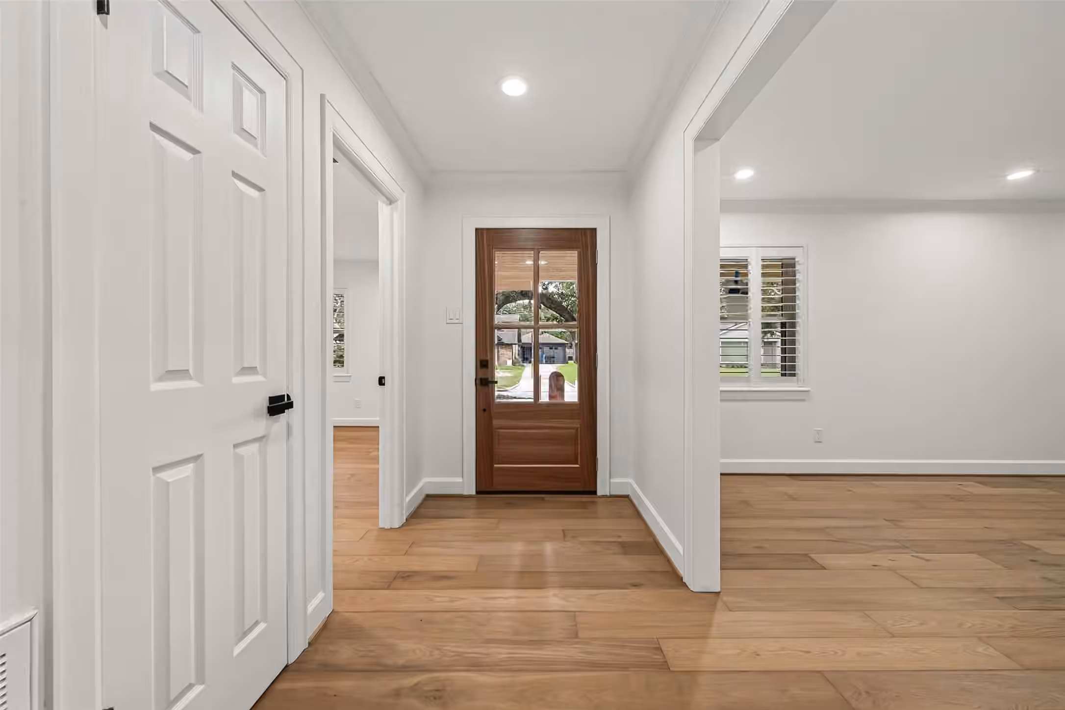 Photo 6 of 11322 Oak Spring Drive E, Houston, TX