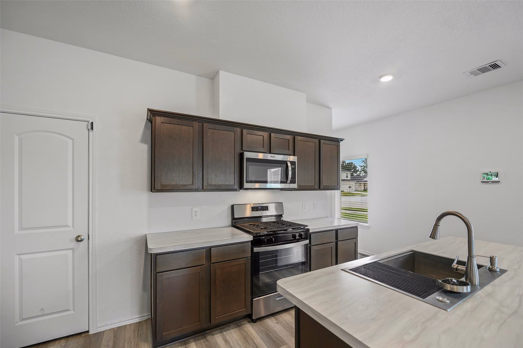 Photo 7 of 1103 JUNIPER VISTA DR, Houston, TX