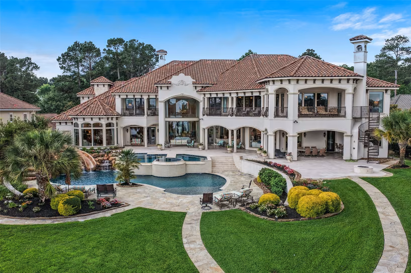 Photo of 11322 Harbor Breeze Drive, Montgomery, TX