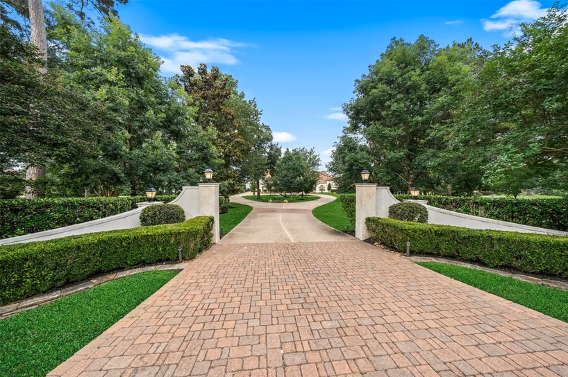 Photo 3 of 11322 Harbor Breeze Drive, Montgomery, TX