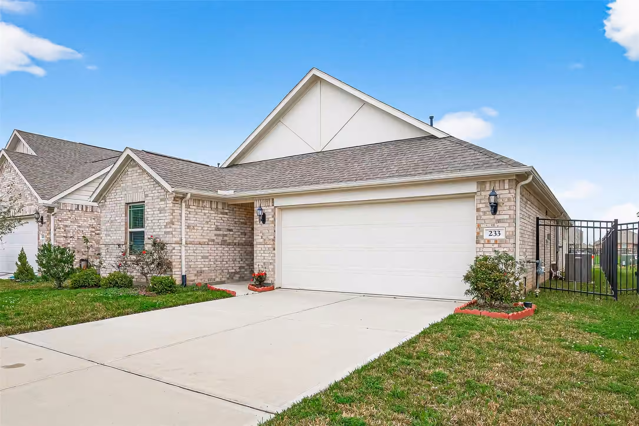 Photo 2 of 233 bonita beach Drive, Katy, TX