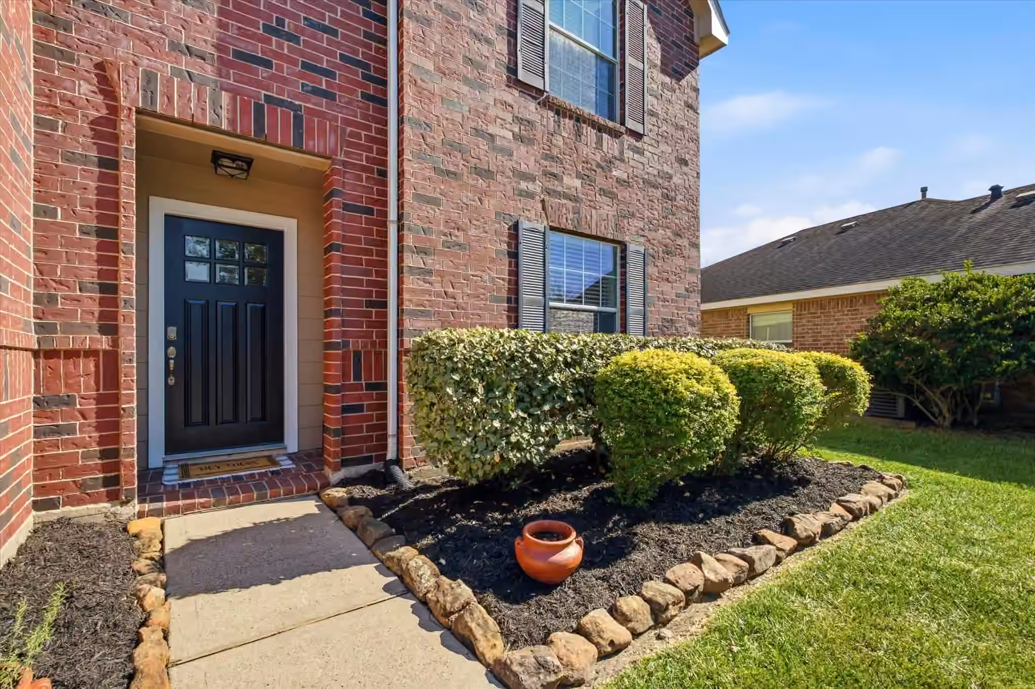 Photo 3 of 10526 Devinwood Drive, Baytown, TX