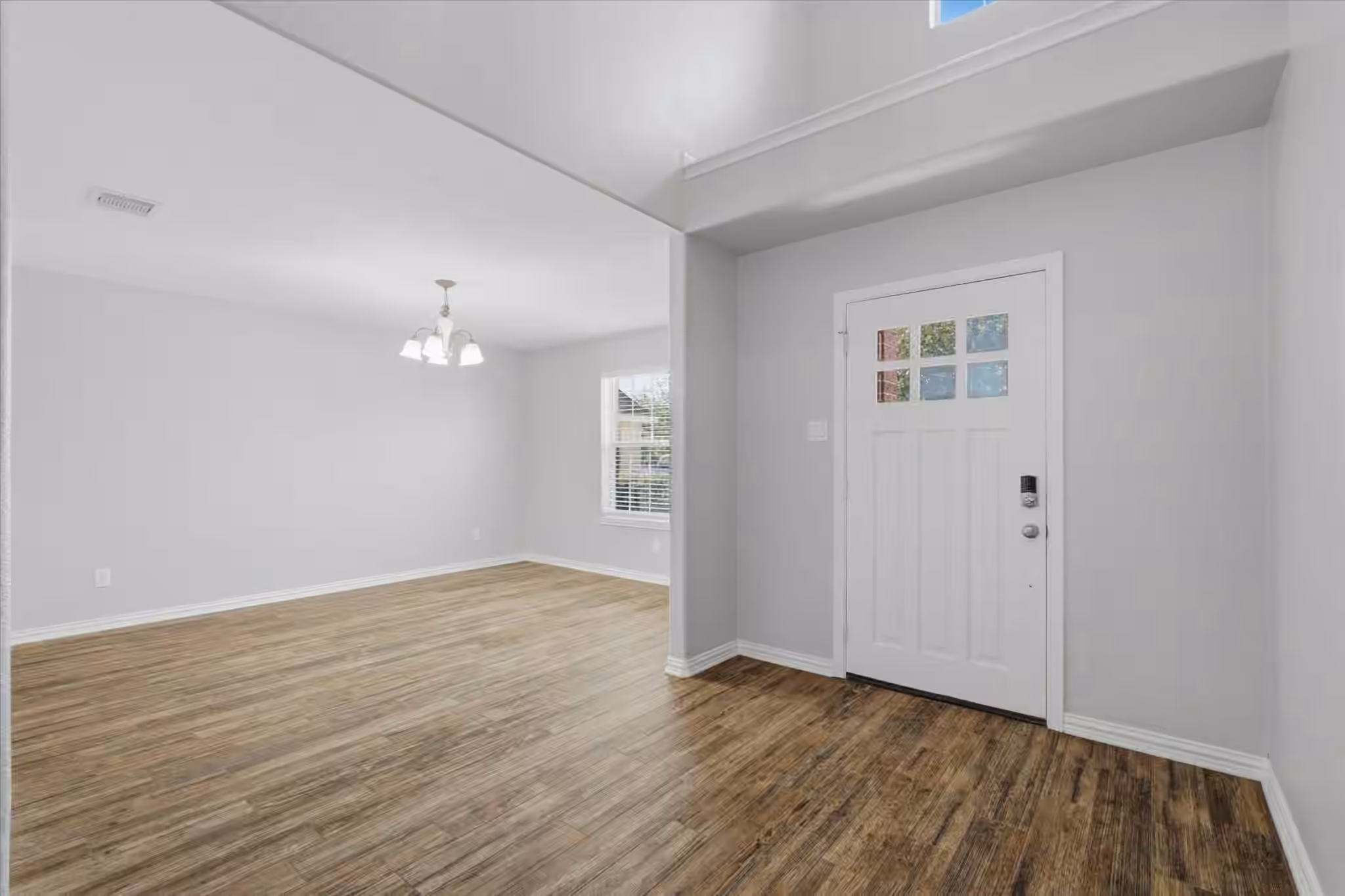 Photo 5 of 10526 Devinwood Drive, Baytown, TX