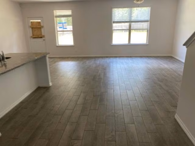 Photo 5 of 14207 Cypress Laurel Court, Conroe, TX