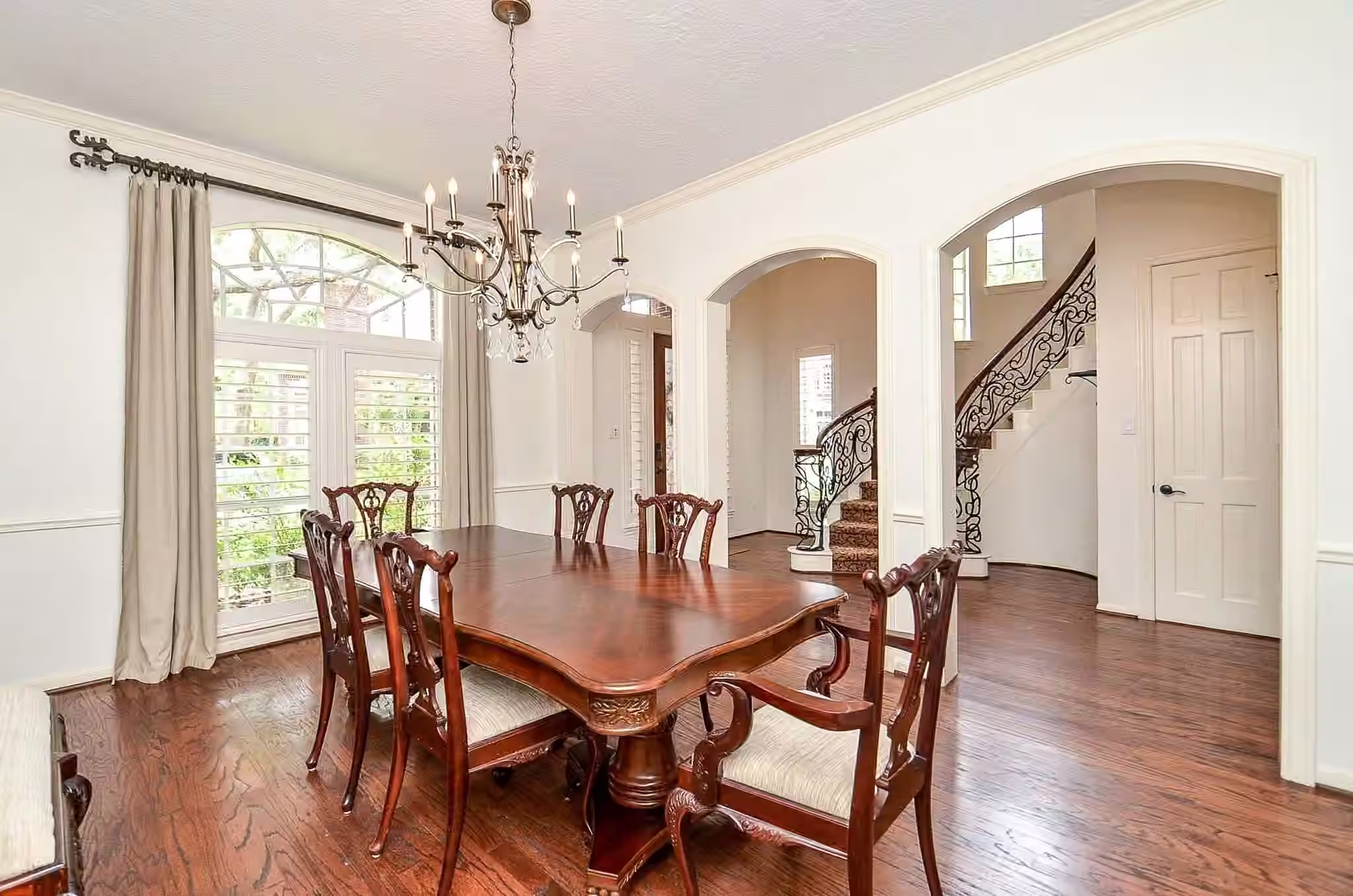 Photo 6 of 19 Ambleside Crescent Drive, Sugar Land, TX