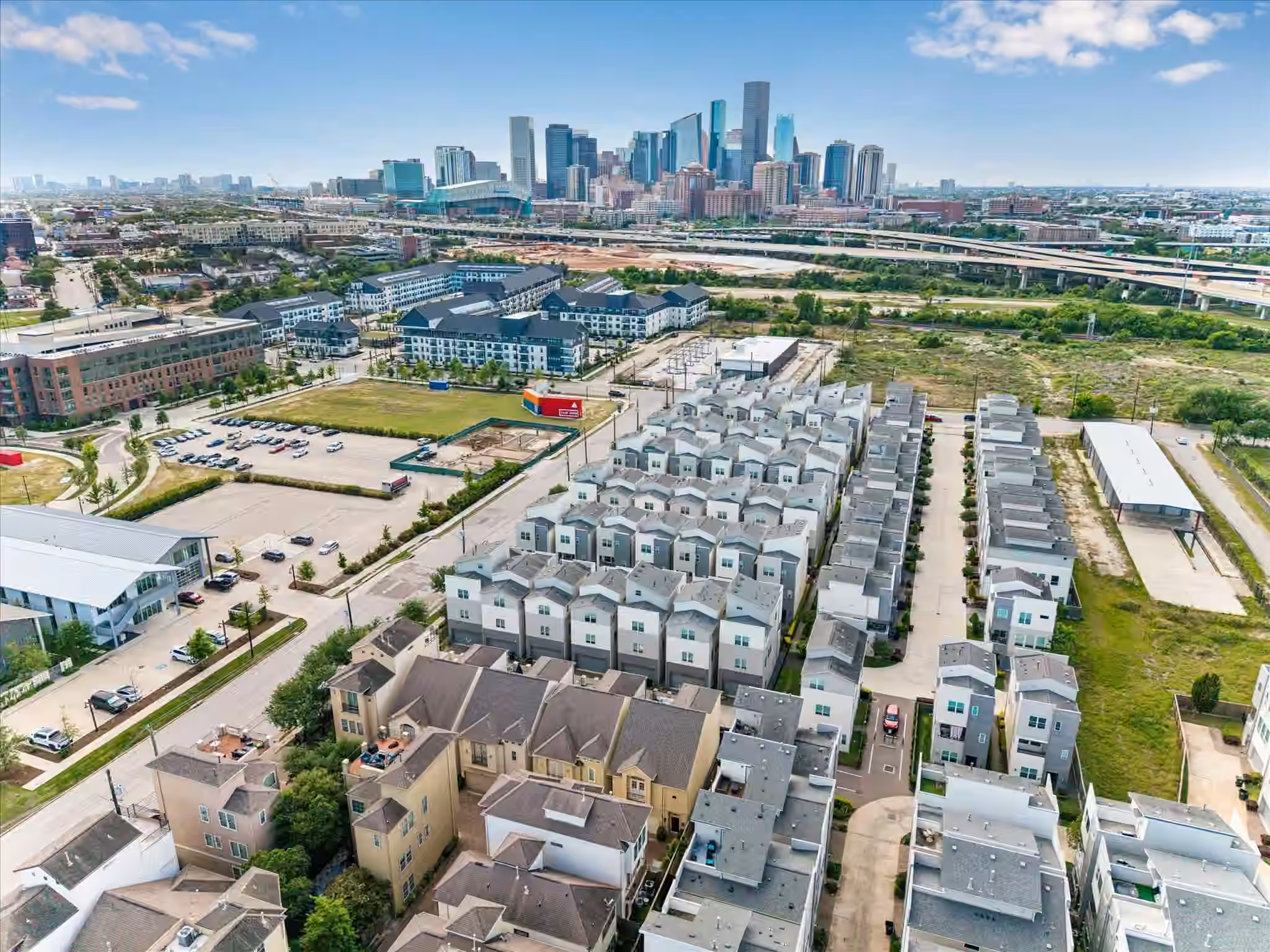 Photo of 2813 Clinton Drive, Houston, TX