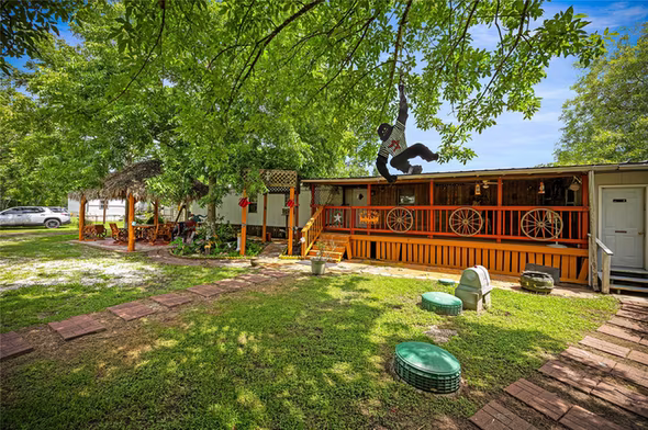 Photo 5 of 81 County Road 4904, Dayton, TX