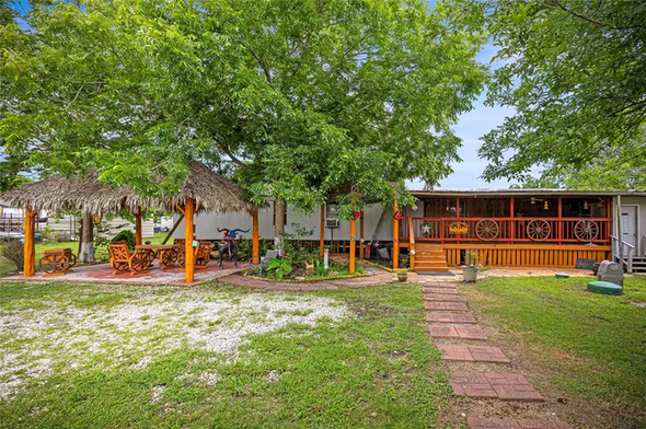 Photo 6 of 81 County Road 4904, Dayton, TX