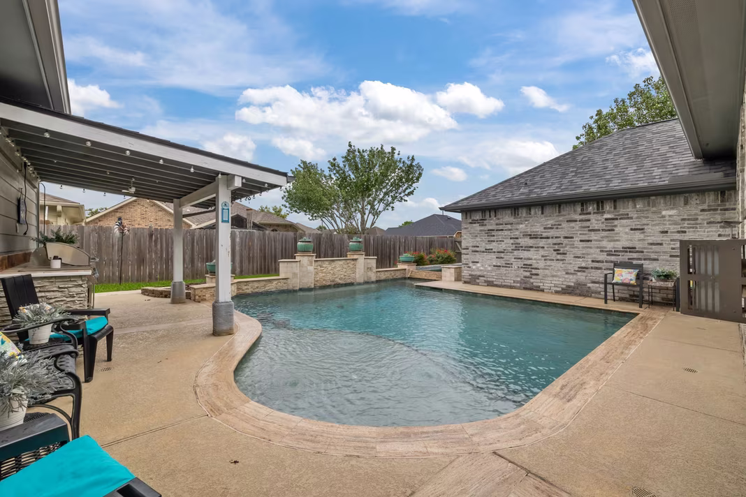 Photo of 312 Torrey Court, League City, TX 77573