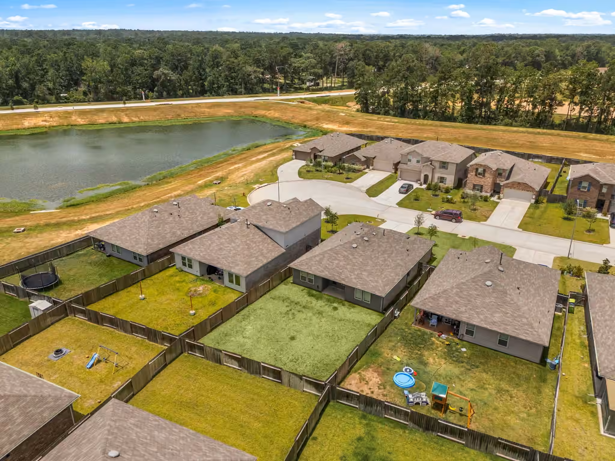Photo 2 of 40510 Birch Shadow Court, Magnolia, TX