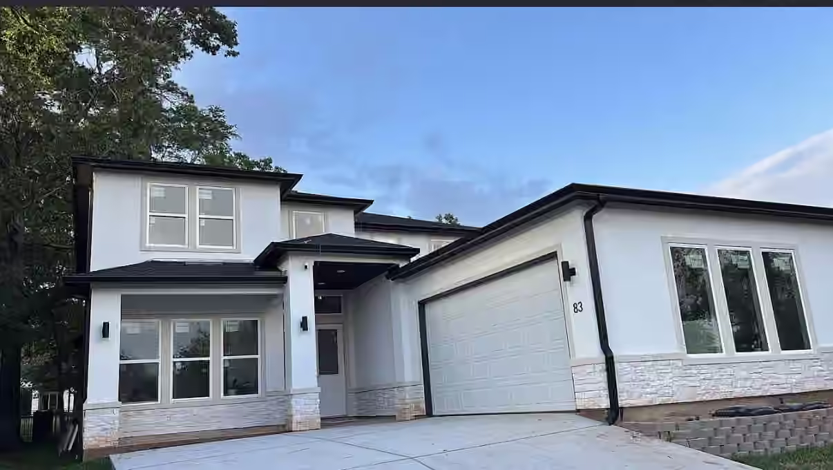 Photo of 83 Creekwood Drive, Montgomery, TX