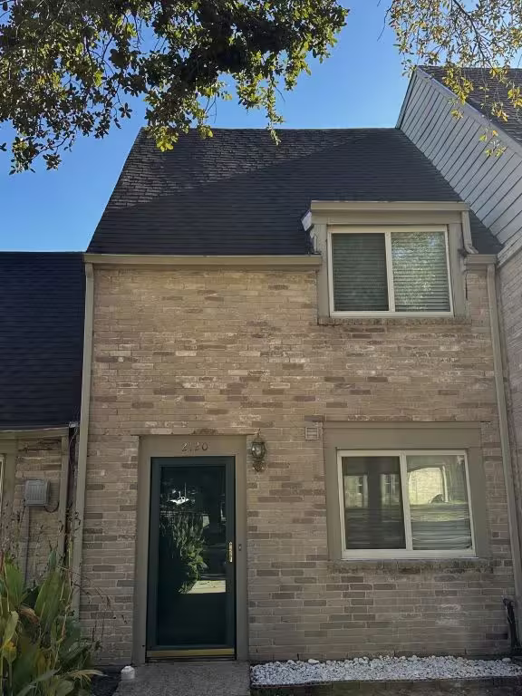 Photo 2 of 2120 Greenbriar Colony Drive, Houston, TX