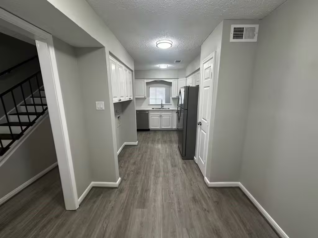 Photo 6 of 2120 Greenbriar Colony Drive, Houston, TX