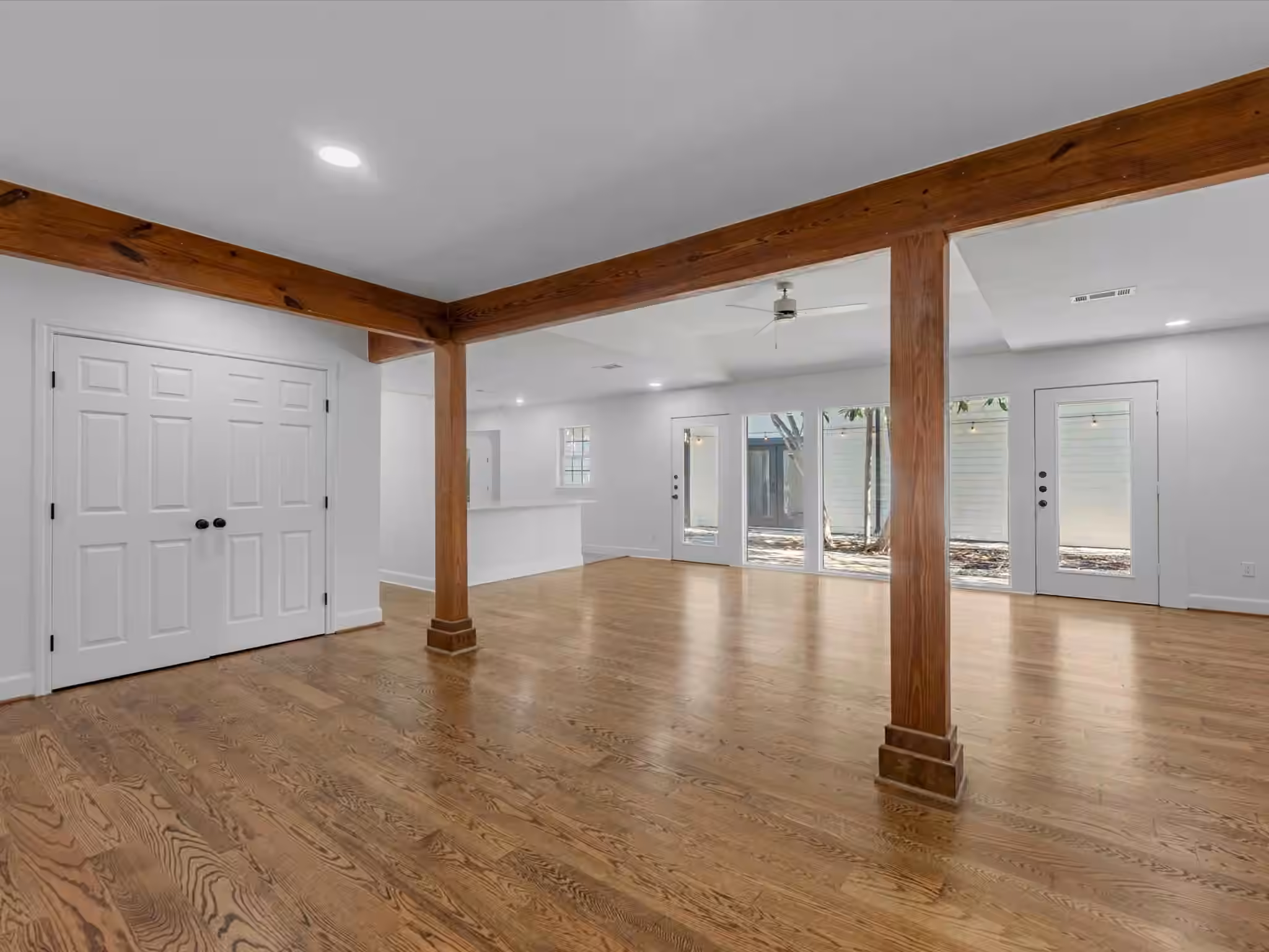Photo 5 of 3210 Elmridge Street, Houston, TX