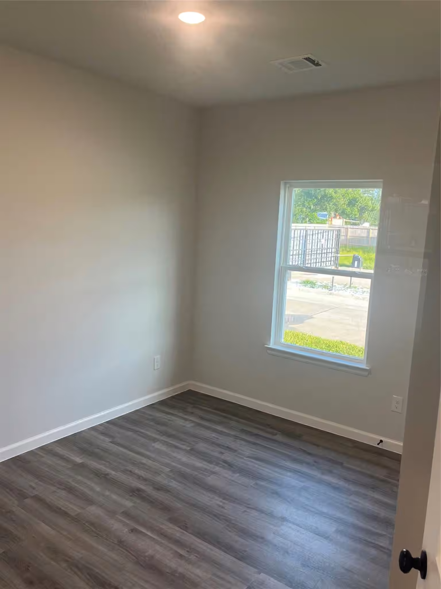 Photo 4 of 9612 Jenny Park Place, Houston, TX