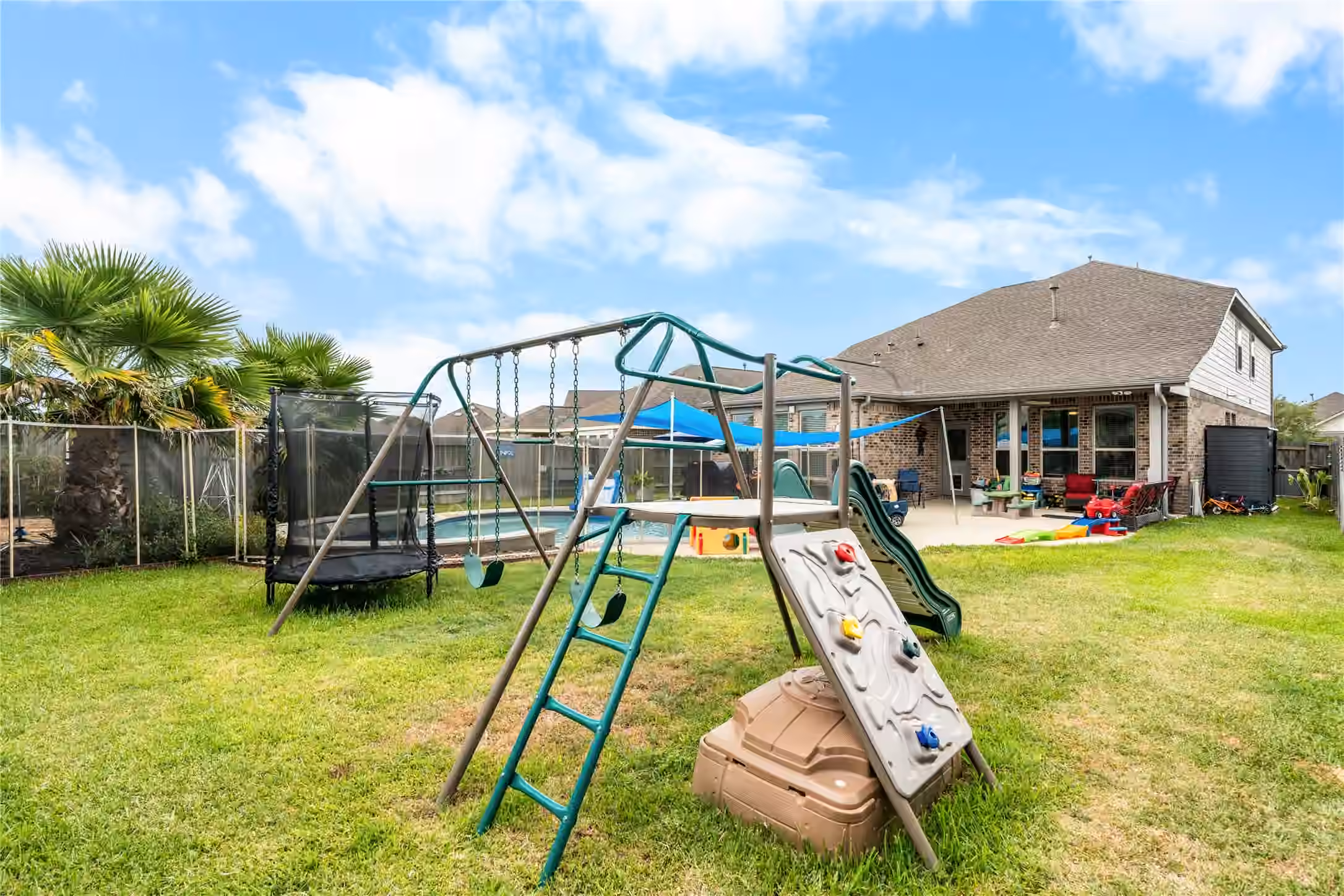 Photo 2 of 8910 Beacon Mill Drive, Cypress, TX
